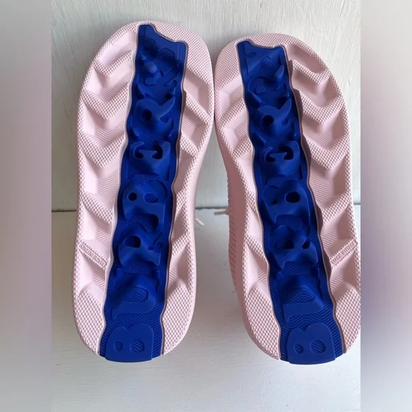 BURBERRY Knit Sneaker- Cameo 38 - Picture 8 of 12